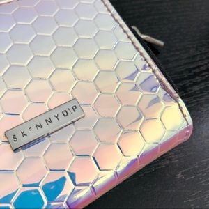 Holographic Wallet